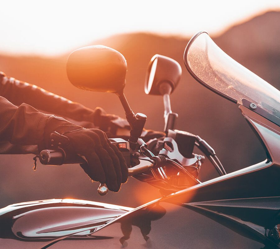 Motos